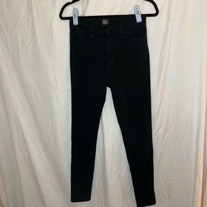 Black BDG skinny jeans